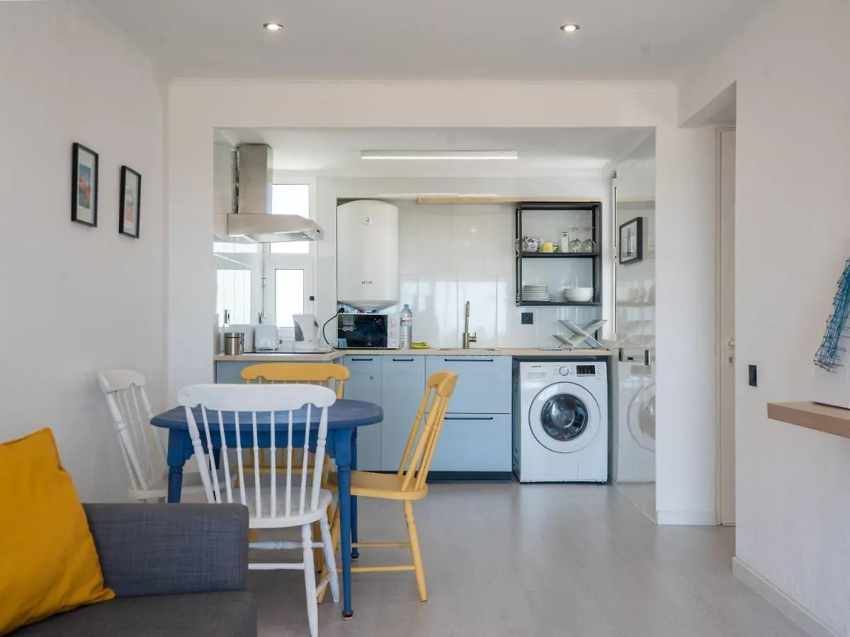 Cosy Beach Apartment In Albufeira Centre