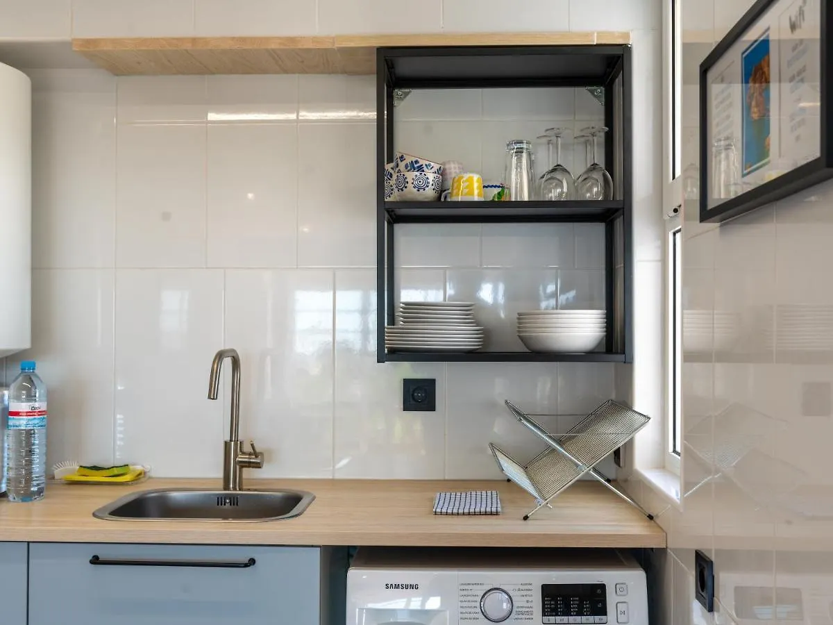 Cosy Beach Apartment In Albufeira Centre 0*,  Portugal